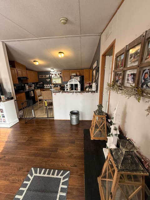 136 E Railroad Street, Hustonville, KY 40437 — photo 5