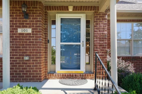 101 Kensington Lane, Frankfort, KY 40601 — photo 2