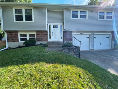4417 Sussex Court, Louisville, KY 40241 — photo 2