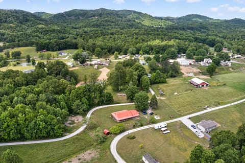 978 State Hwy 1064, Woodbine, KY 40771 — photo 2