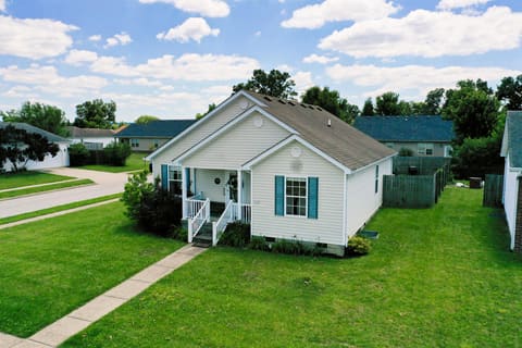 322 Village Drive, Berea, KY 40403 — photo 2
