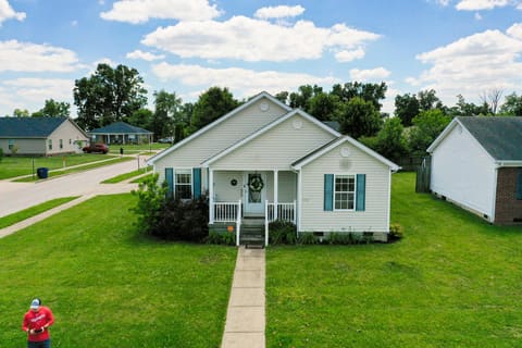 322 Village Drive, Berea, KY 40403 — photo 3