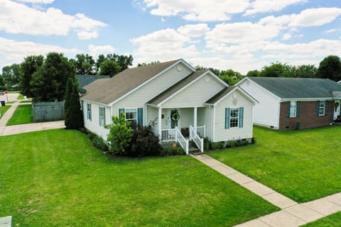 322 Village Drive, Berea, KY 40403 — photo 4