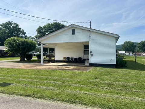12 Maple Street, Monticello, KY 42633 — photo 5