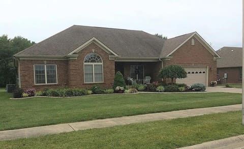 1092 Scenic Garden, Lawrenceburg, KY 40342 — photo 2