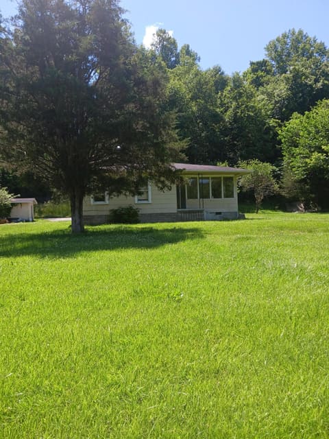 32 Cr-1143A Dear Born Drive, Barbourville, KY 40906 — photo 2