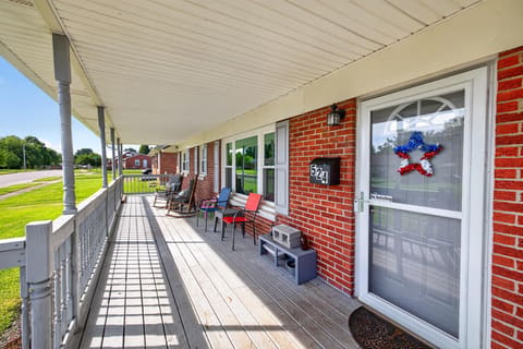 524 Glenbrook Street, Lexington, KY 40505 — photo 2
