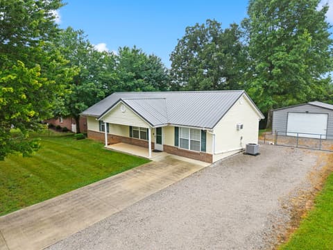 85 Falcon View Trail, Somerset, KY 42501 — photo 2