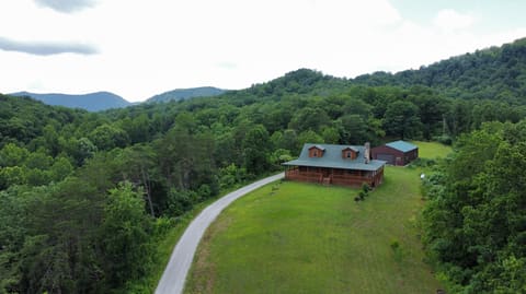 12155 Red Lick Road, Irvine, KY 40336 — photo 2