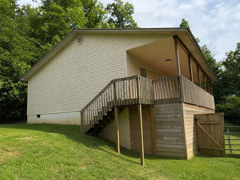 235 Lake Drive, Parkers Lake, KY 42634 — photo 4