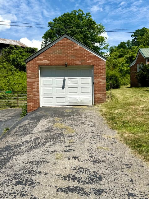 13860 US-421, McKee, KY 40447 — photo 4