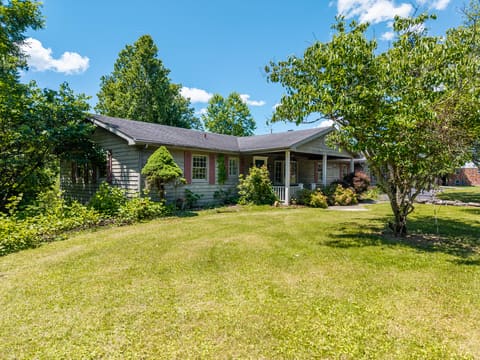 865 Liberty Road, West Liberty, KY 41472 — photo 3