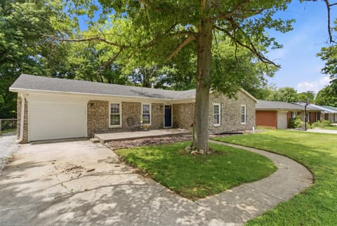 147 Meadowbrook Drive, Frankfort, KY 40601 — photo 5