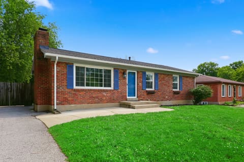 423 Plymouth Drive, Lexington, KY 40503 — photo 2