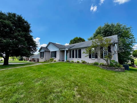 151 Meadowcrest Drive, Somerset, KY 42503 — photo 2