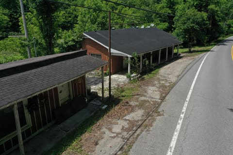 3237 Kentucky 610, Virgie, KY 41572 — photo 2