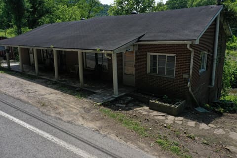 3237 Kentucky 610, Virgie, KY 41572 — photo 3