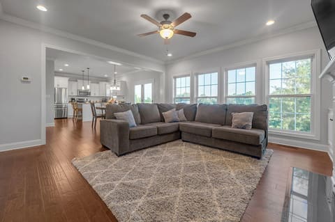 209 Angliana Drive, Nicholasville, KY 40356 — photo 2