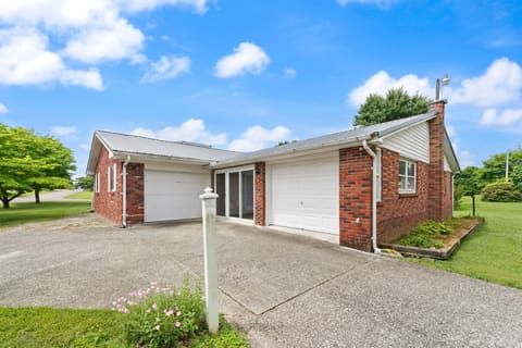 322 Sioux Trail, Somerset, KY 42501 — photo 2