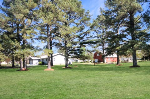 8078 Aurora Highway, Benton, KY 42025 — photo 2