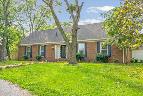 635 Country Club Lane, Hopkinsville, KY 42240 — photo 2