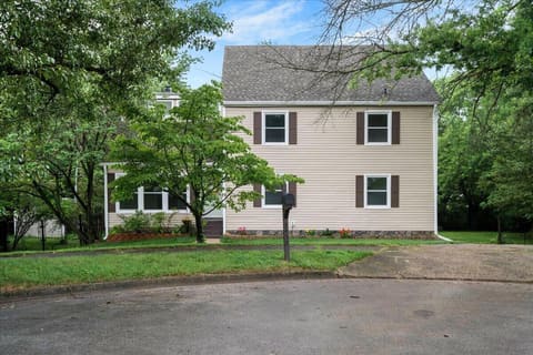 3452 Freeland Court, Lexington, KY 40502 — photo 2