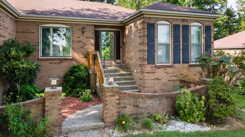 7401 Rambo Way, Louisville, KY 40228 — photo 4