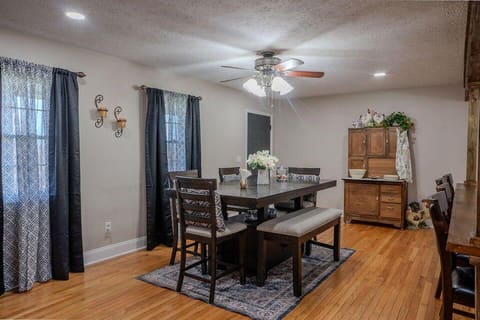 10405 KY-52, Paint Lick, KY 40461 — photo 4