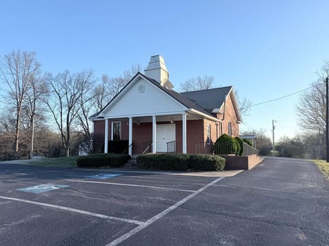 10926 10926 Lafayette Rd Road, Herndon, KY 42236 — photo 2