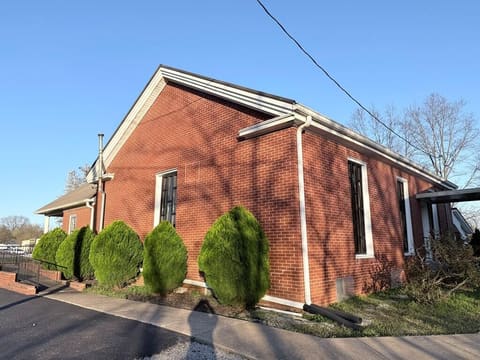 10926 10926 Lafayette Rd Road, Herndon, KY 42236 — photo 3