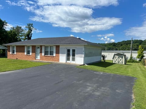 67 N Clayton Lane, Morehead, KY 40351 — photo 4