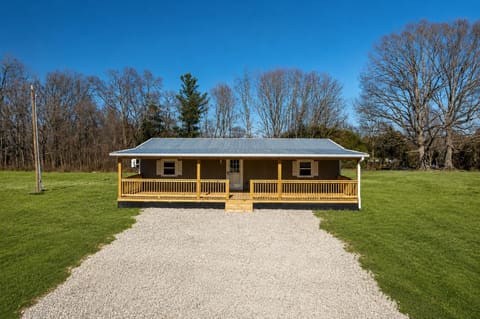 280 Kentucky 639, Albany, KY 42602 — photo 2