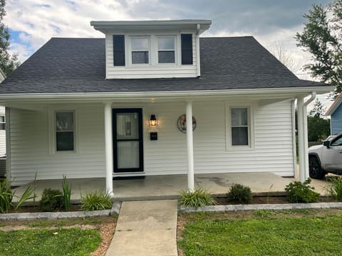312A E Court Street, Lawrenceburg, KY 40342 — photo 3