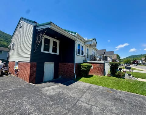 522 W Virginia, Pineville, KY 40977 — photo 5