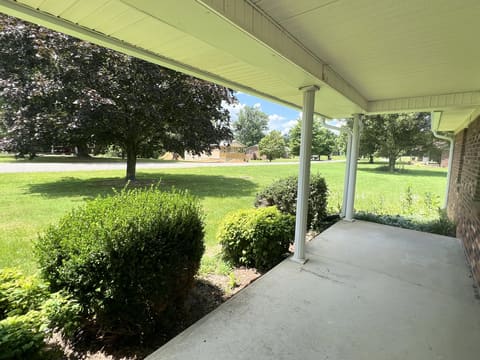 134 Cherokee Avenue, Russell Springs, KY 42642 — photo 5