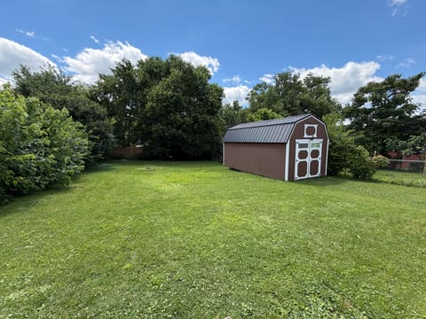 323 W Kentucky Avenue, Richmond, KY 40475 — photo 2