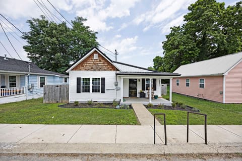 323 E Office Street, Harrodsburg, KY 40330 — photo 2