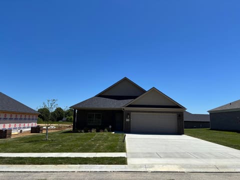 110 Canter Drive, London, KY 40744 — photo 2