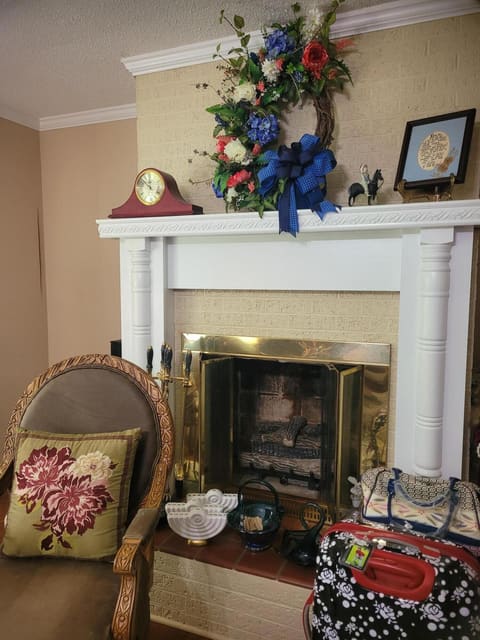 24132 U.S. 421, Hyden, KY 41749 — photo 4