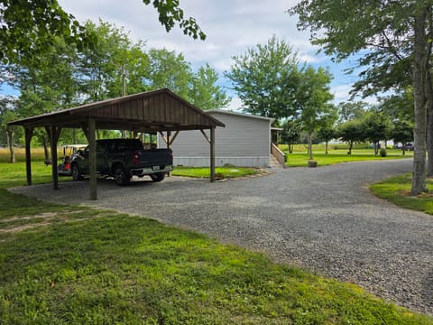 323 Mcqueary Road, Russell Springs, KY 42642 — photo 4