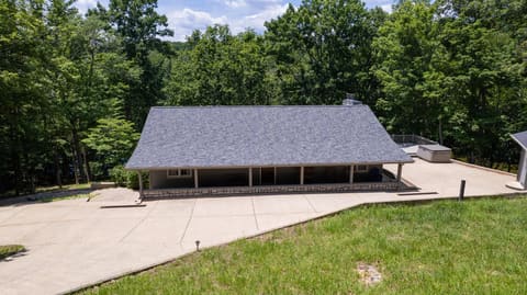 76 Sioux Court, Cadiz, KY 42211 — photo 2