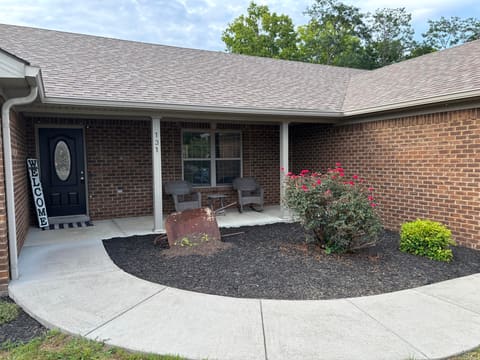 131 Lynne Drive, Berea, KY 40403 — photo 3