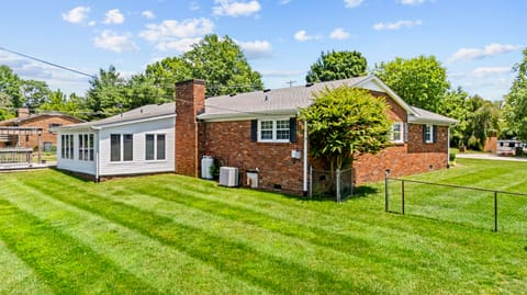 839 Springhill Lane, Frankfort, KY 40601 — photo 5