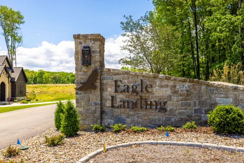 757 Eagle Point Drive, Grand Rivers, KY 42045 — photo 2