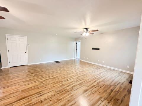 144 Lizzie Wallin, Crab Orchard, KY 40419 — photo 3