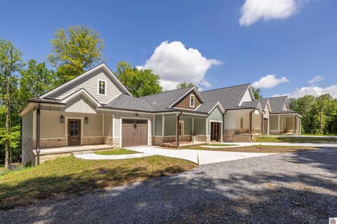 1140 Eagle Rest Drive, Grand Rivers, KY 42045 — photo 3