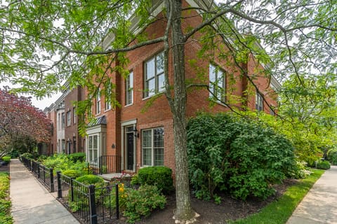 997 Star Shoot Parkway, Lexington, KY 40509 — photo 2