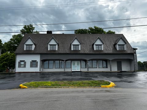 205 Grandview Drive, Frankfort, KY 40601 — photo 2