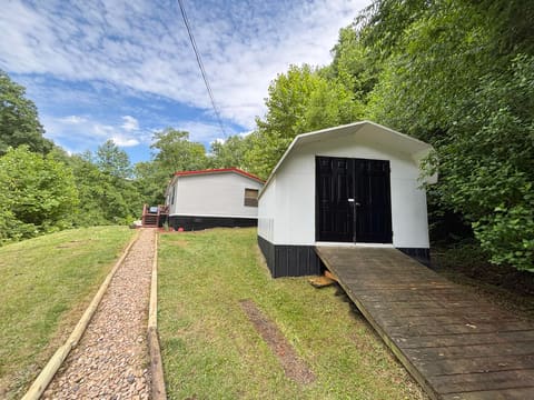 663 Sol Hollow Road, Manchester, KY 40962 — photo 5