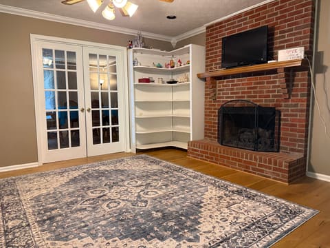 475 Kuhlman Drive, Versailles, KY 40383 — photo 5